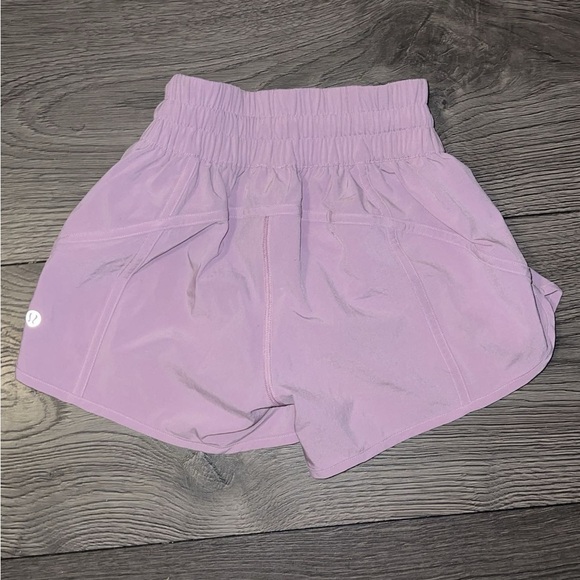 Lululemon Tracker Short SIZE 2 with a 4" inseam
Violetta - Picture 9 of 12